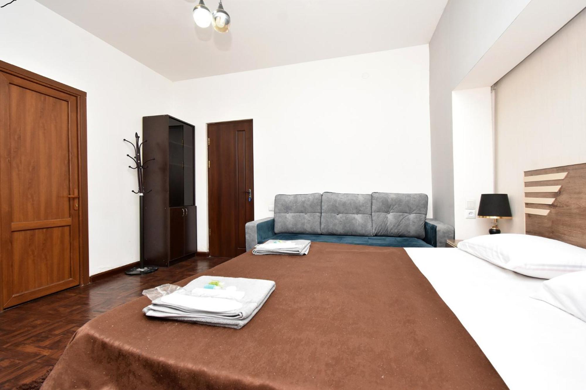 A&S Hotel Erivan Dış mekan fotoğraf